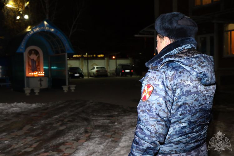 Росгвардейцы Карачаево-Черкесии обеспечили охрану общественного порядка в период празднования Крещения Господня