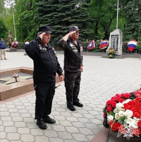 Росгвардейцы Карачаево-Черкесии приняли участие в памятном мероприятии ко Дню России 