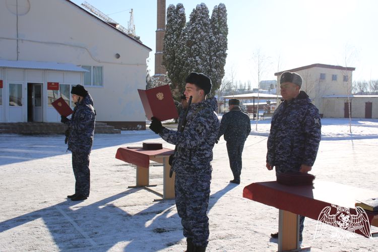 В Карачаево-Черкесии сотрудники Росгвардии приняли присягу