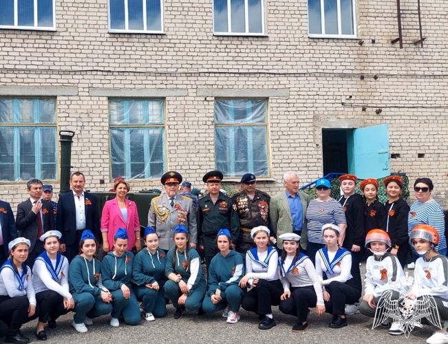 Росгвардейцы Карачаево-Черкесии приняли участие в мероприятии, приуроченном к 78-годовщине Победы в Великой Отечественной войне 