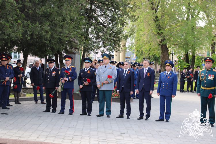 В День Победы начальник Управления Росгвардии по Карачаево-Черкесской Республике принял участие в торжественном митинге