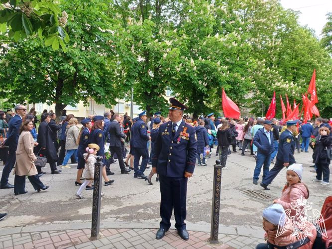 Сотрудники Росгвардии Карачаево - Черкесии обеспечили охрану общественного порядка и безопасность граждан в период празднования 78-ой годовщины Победы в Великой Отечественной войне