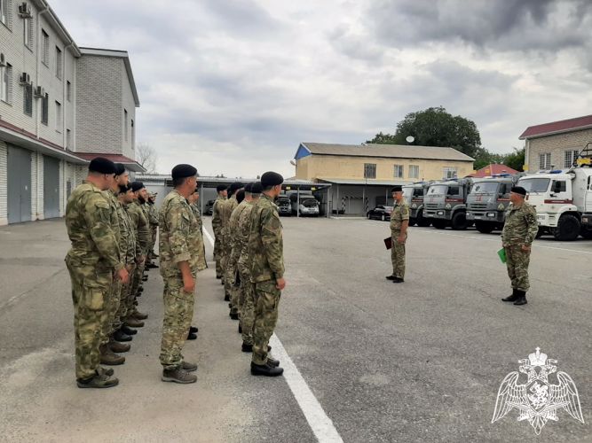 В Карачаево-Черкесии росгвардейцы присоединились к всероссийской акции «Минута молчания»