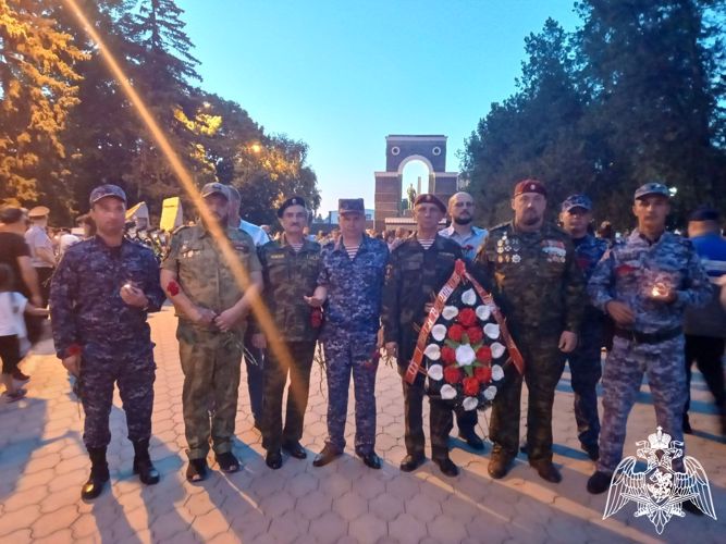 Росгвардейцы Карачаево-Черкесии поддержали патриотическую акцию «Свеча памяти»