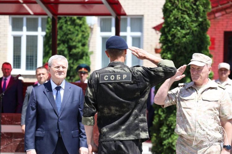 Сотрудники Управления Росгвардии по Карачаево-Черкесской Республике удостоены государственных наград    