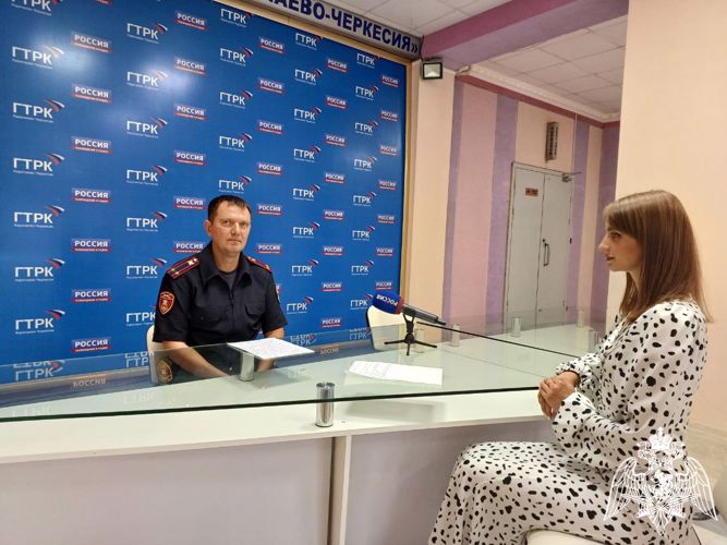 Офицер Росгвардии выступил на региональном телеканале в Карачаево-Черкесии