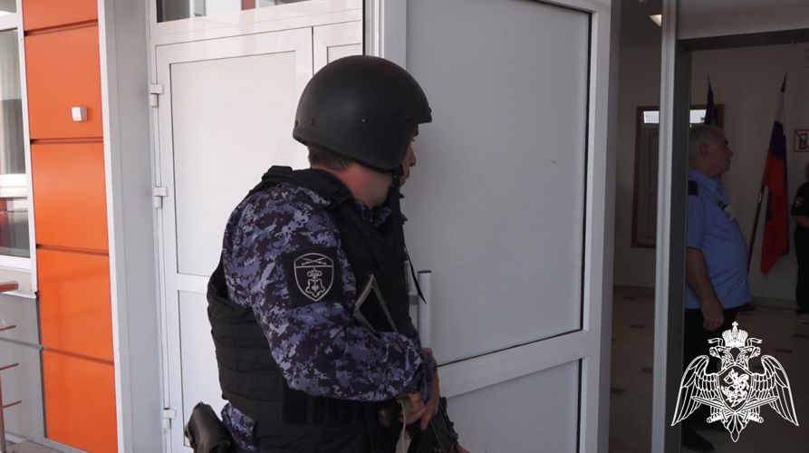 Росгвардейцы Карачаево-Черкесии приняли участие во всероссийских антитеррористических учениях