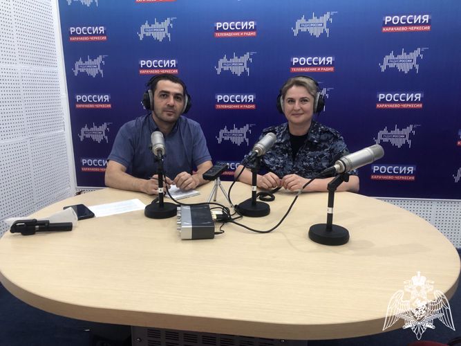 Ведомственная радиорубрика «В эфире Росгвардия» продолжает свою работу в Карачаево-Черкесии 