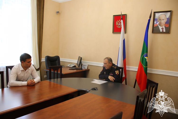 Заместитель начальника Управления Росгвардии по Карачаево-Черкесской Республике провёл личный приём граждан