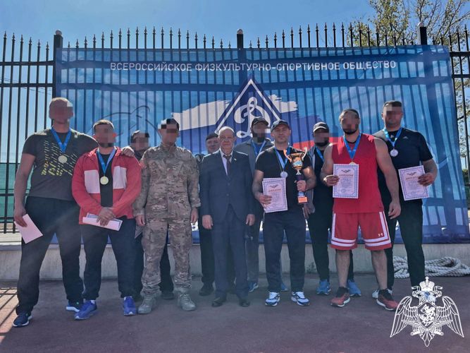 Росгвардейцы Карачаево-Черкесии стали победителями соревнований по перетягиванию каната среди сотрудников силовых структур