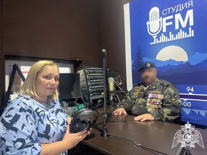 В Карачаево-Черкесии офицер Росгвардии выступил в прямом эфире региональной радиостанции