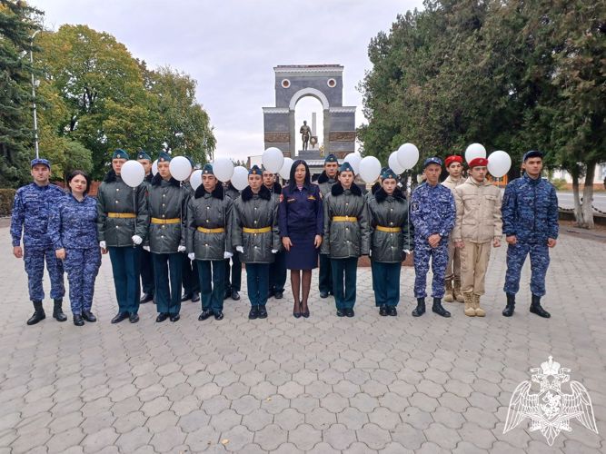 В Северо-Кавказском округе Росгвардии прошла патриотическая акция «Белые журавли. Памяти...»