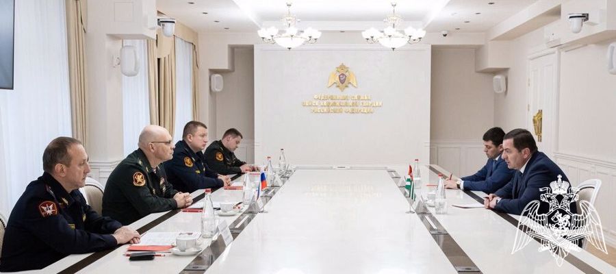 Генерал-полковник Олег Плохой провел рабочую встречу с Министром внутренних дел Республики Абхазия генерал-майором милиции Робертом Киутом