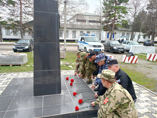Память Героя России Евгения Остроухова почтили  в Карачаево-Черкесии