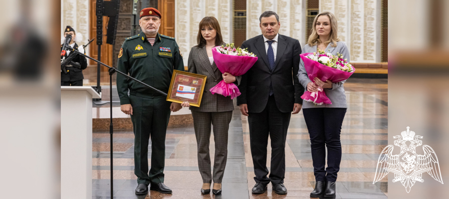 В День Героев Отечества генерал-лейтенант Алексей Воробьев и депутат Госдумы Александр Хинштейн приняли участие в памятном мероприятии в Музее Победы
