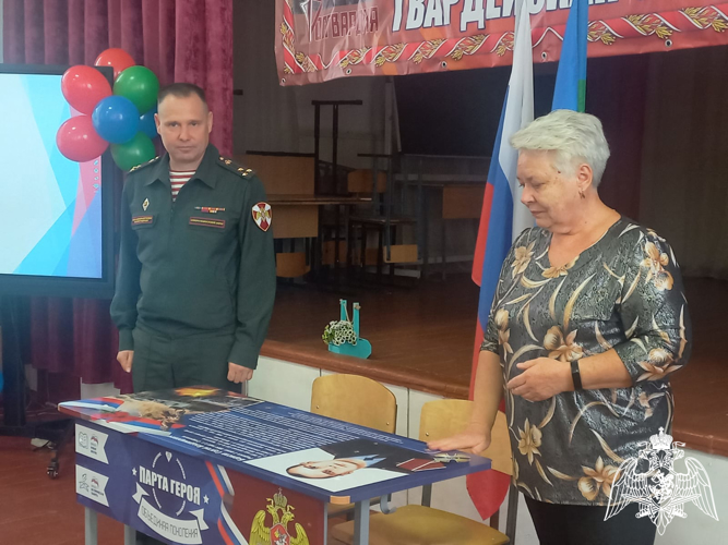 Парта Героя памяти погибшего росгвардейца открыта в Карачаево-Черкесии