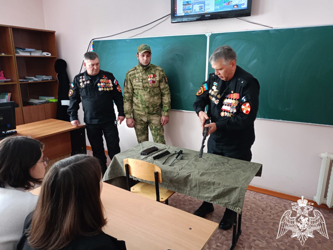 Ветераны Росгвардии в Карачаево-Черкесии поддержали ведомственную  акцию «Неделя мужества»