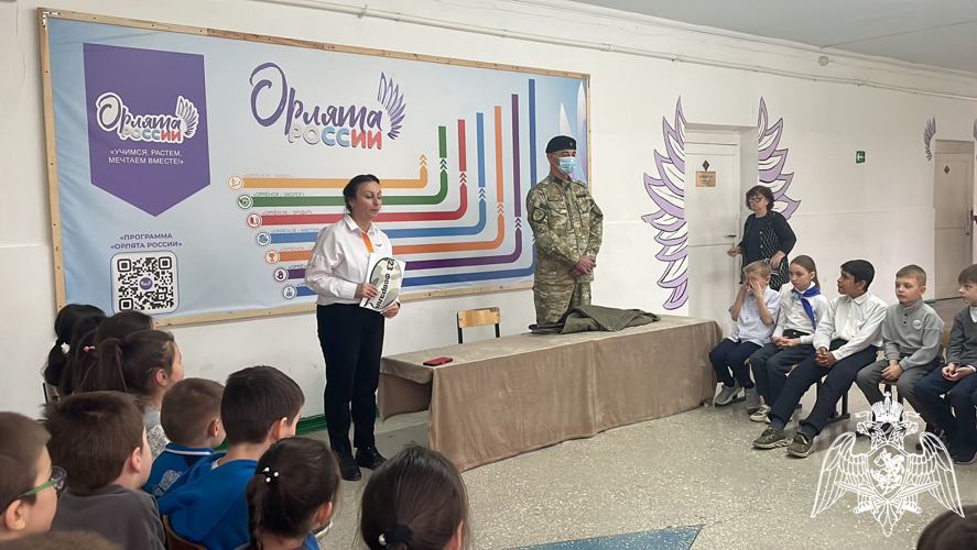В Карачаево-Черкесии продолжается патриотическая акция Росгвардии «Неделя мужества»