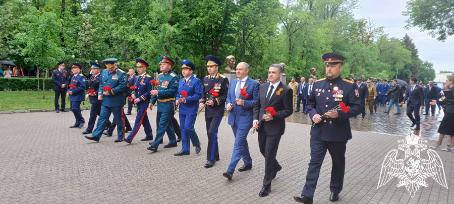   Начальник Управления Росгвардии по Карачаево-Черкесской Республике принял участие в торжественном митинге в День Победы