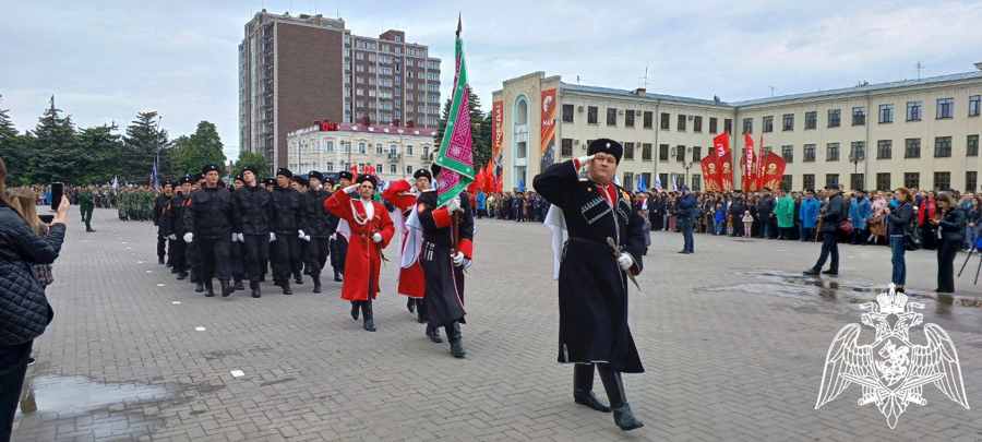   Начальник Управления Росгвардии по Карачаево-Черкесской Республике принял участие в торжественном митинге в День Победы