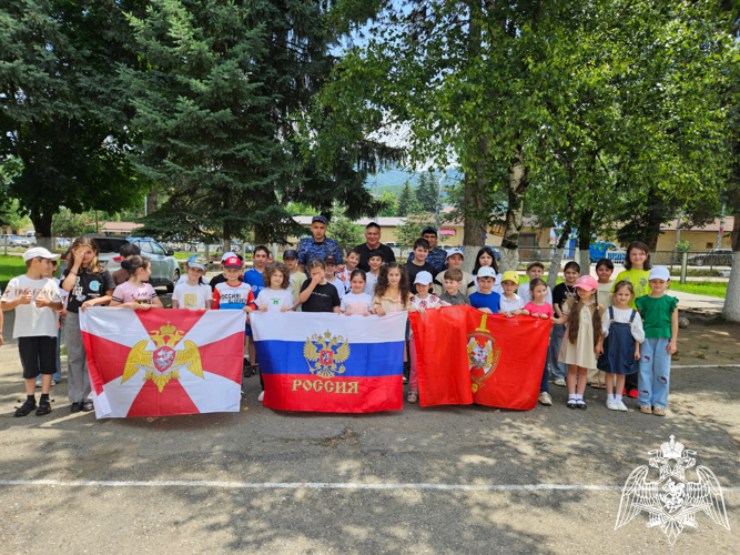 В Карачаево-Черкесии продолжается ведомственная акция «Каникулы с Росгвардией»