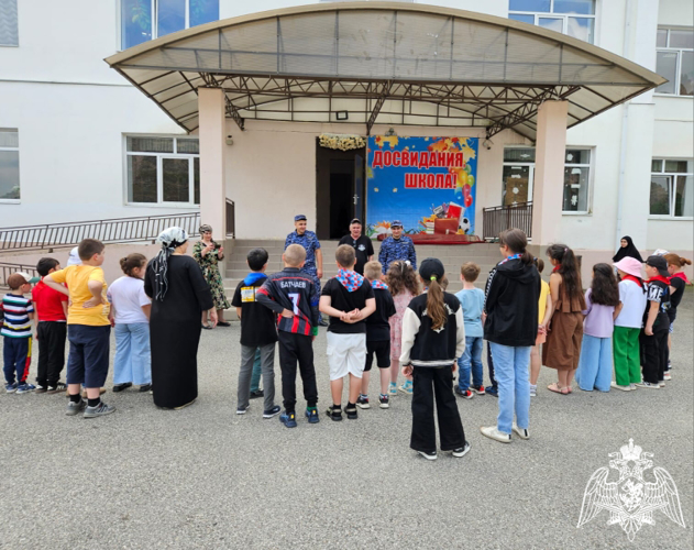 Мероприятия акции «Каникулы с Росгвардией»  проходят в Карачаево-Черкесии