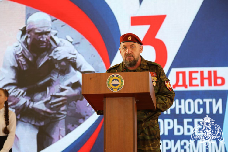 В Карачаево-Черкесии представитель Росгвардии принял участие в памятном мероприятии 