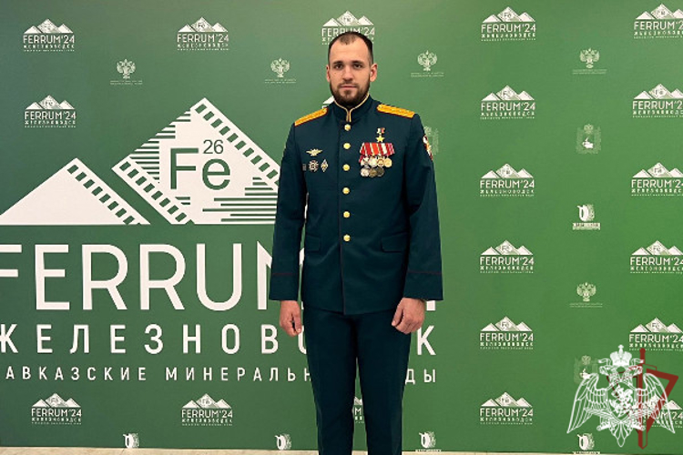 ОФИЦЕР РОСГВАРДИИ ГЕРОЙ РОССИИ НИКИТА ПАЛАЗНИК СТАЛ ГОСТЕМ КИНОФЕСТИВАЛЯ «FERRUM-24»
