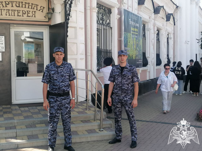 Росгвардейцы Карачаево-Черкесии обеспечили правопорядок  в День республики