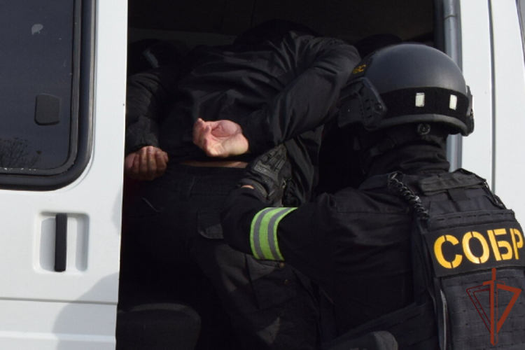При поддержке спецназа Росгвардии в Карачаево-Черкесии задержаны подозреваемые в краже