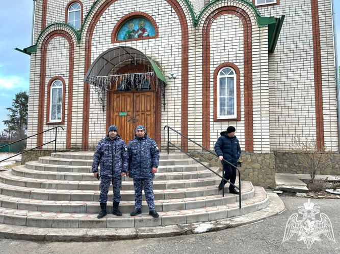 Росгвардейцы Карачаево-Черкесии приняли участие в охране общественного порядка в Крещение Господне