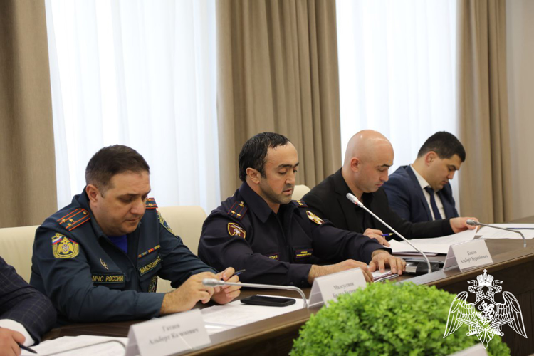 Офицер  Росгвардии принял участие в заседании антитеррористической комиссии города Черкесска
