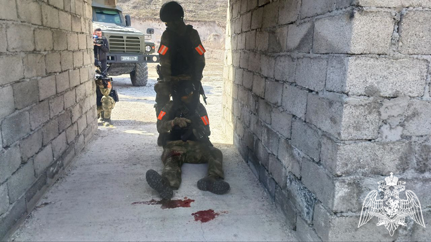 Приуроченный к годовщине образования СОБР Росгвардии выпуск ведомственной телерубрики вышел в Карачаево-Черкесии