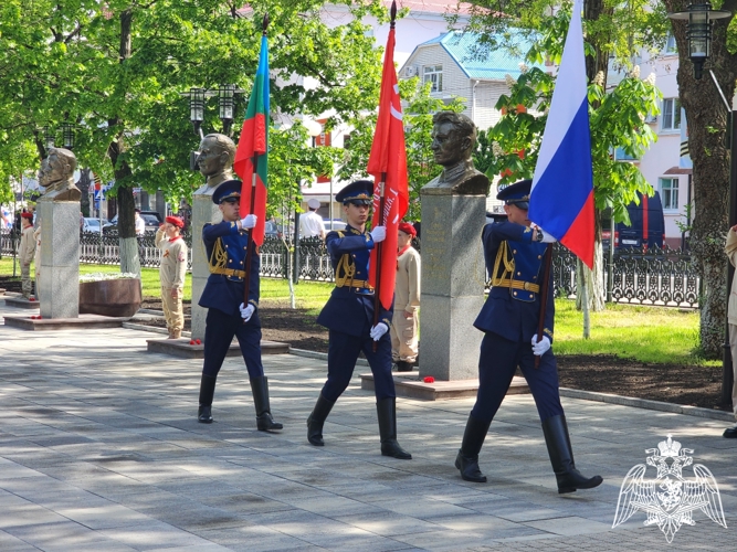 Начальник Управления Росгвардии по Карачаево-Черкесской Республике принял участие в торжественном митинге в честь 80-й годовщины Победы в Великой Отечественной войне