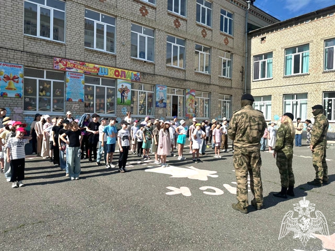 Мероприятия акции «Каникулы с Росгвардией» прошли в Карачаево-Черкесии