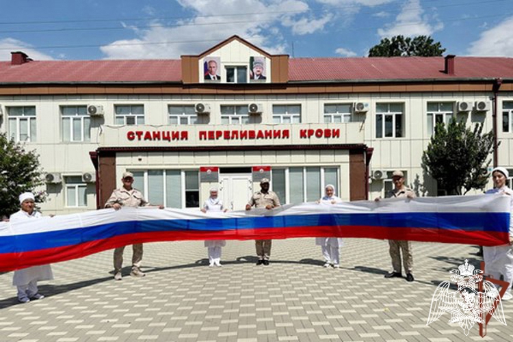 В Росгвардии проходят мероприятия, приуроченные ко Дню государственного флага Российской Федерации