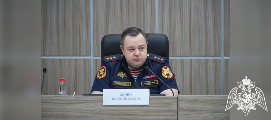 Заместитель директора Росгвардии генерал-полковник полиции Василий Сонин определил приоритеты развития вневедомственной охраны на всероссийском совещании в Туле