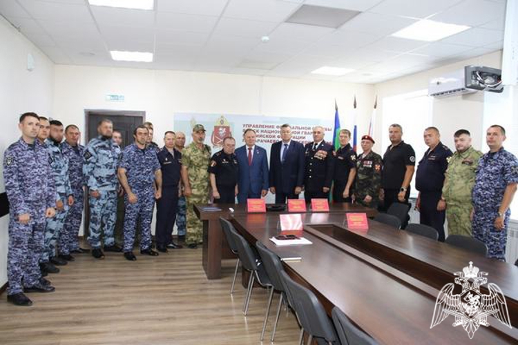В Управлении Росгвардии по Карачаево-Черкесии состоялась встреча с представителями общероссийской организации «Офицеры России» 