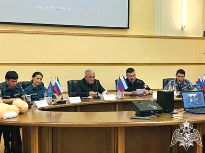 Сотрудники Росгвардии приняли участие в работе круглого стола  «Терроризм – угроза обществу» 