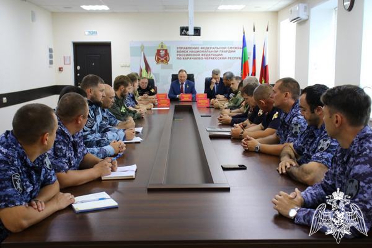 В Управлении Росгвардии по Карачаево-Черкесии состоялась встреча с представителями общероссийской организации «Офицеры России» 