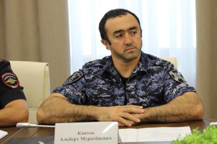 Сотрудник Росгвардии принял участие в заседании антитеррористической комиссии в Карачаево-Черкесии