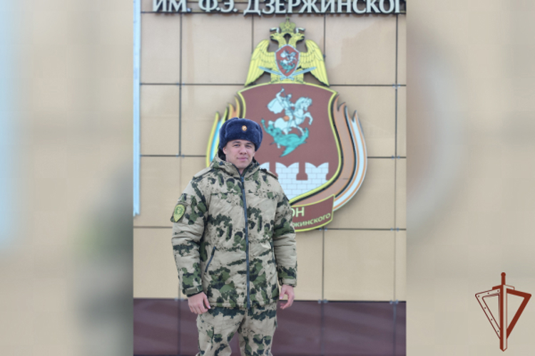 В Росгвардию для прохождения военной службы по призыву прибыл российский рэпер Андрей Косолапов (сценический псевдоним Макан)