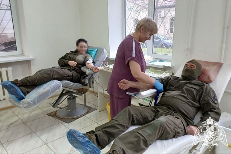В Карачаево-Черкесии росгвардейцы стали участниками ведомственной донорской акции