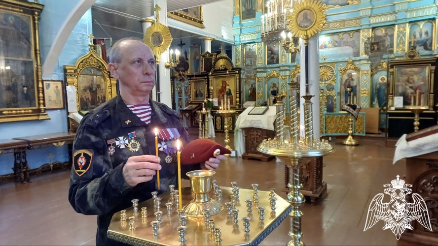 Представители Росгвардии приняли участие в праздничной литургии в Черкесске  