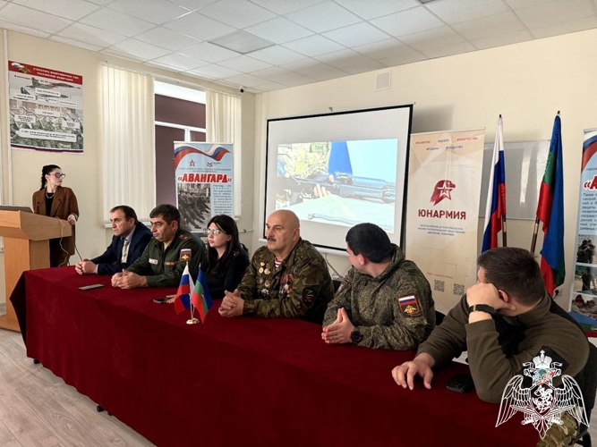 Ветеран Росгвардии провел патриотическое мероприятие для школьников Карачаево-Черкесии
