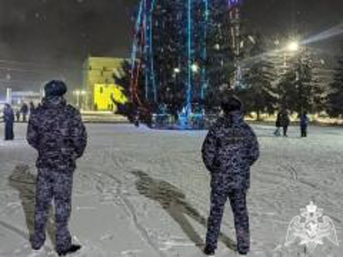 Росгвардейцы приняли участие в охране общественного порядка в новогоднюю ночь в Карачаево-Черкесии