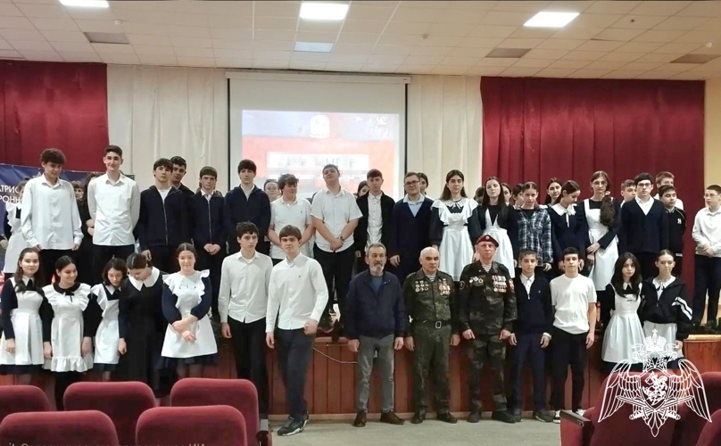 Представители Росгвардии провели встречи со школьниками в рамках акции «Дни Росгвардии»