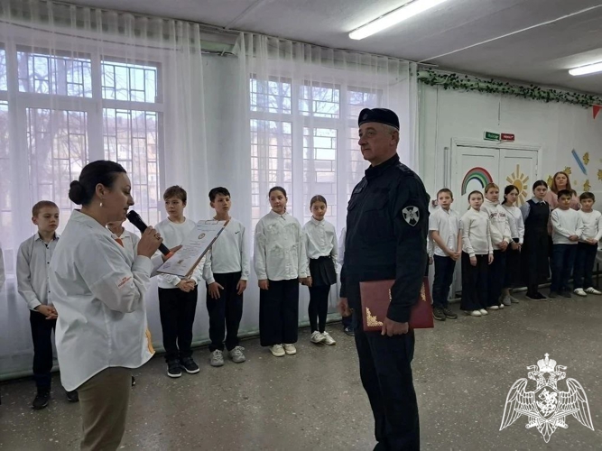 В Черкесске офицер Росгвардии принял участие в памятном мероприятии ко Дню памяти воинов-интернационалистов