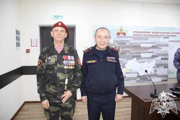 В Карачаево-Черкесии росгвардейцев поздравили с юбилеем ведомства