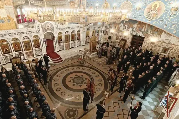 В главном храме Росгвардии состоялось богослужение, посвященное Дню войск национальной гвардии